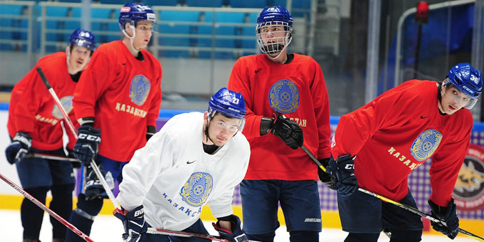 К тренировкам сборной Казахстана присоединились молодые игроки из системы "Барыса"