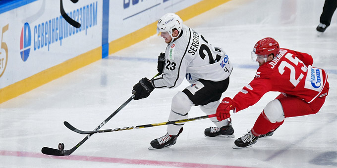 Казахстанские хоккеисты не будут считаться легионерами в КХЛ