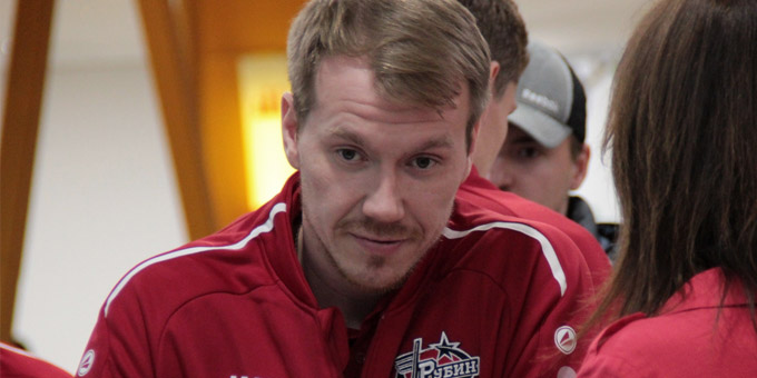 Константин Фаст, выступавший за молодёжную сборную Казахстана, продлил контракт с "Рубином"