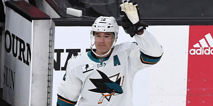 Патрик Марло стал рекордсменом НХЛ по количеству сыгранных матчей