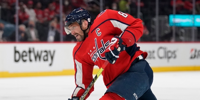 Бросок Александра Овечкина признан лучшим в НХЛ по мнению хоккеистов