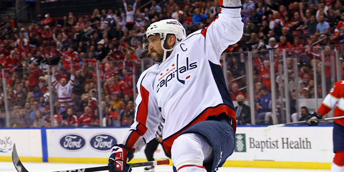 36-летний Александр Овечкин выдал лучший старт в своей карьере и вошёл в топ-30 бомбардиров в истории НХЛ