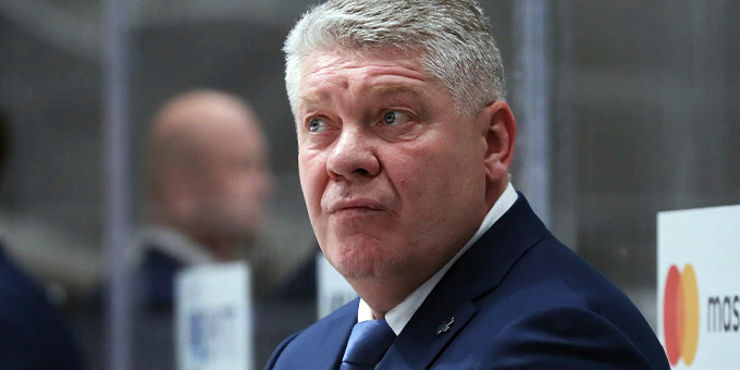 Юрий Михайлис может быть уволен после матча с "Северсталью"