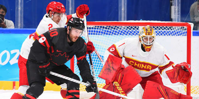 Сборная Канады обыграла Китай и вышла в четвертьфинал Олимпиады