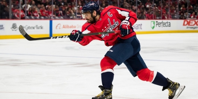 Александр Овечкин стал вторым игроком в истории НХЛ, который нанес 6000 бросков