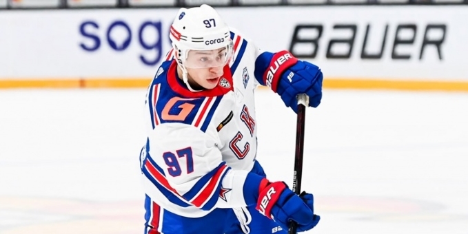 Никита Гусев стал седьмым игроком в истории КХЛ, набравшим 450 очков