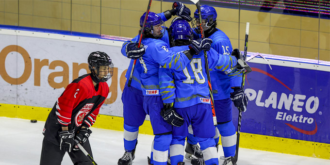 Юниорская сборная Казахстана одержала волевую победу над Японией