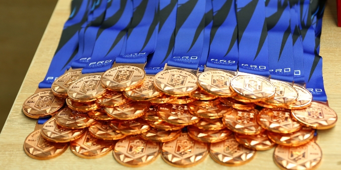 Игроков "Бейбарыса" наградили бронзовыми медалями