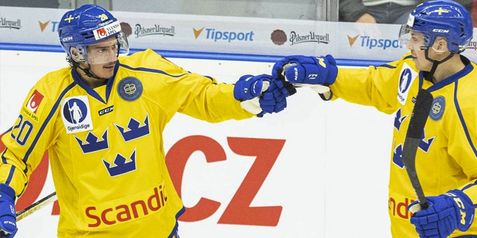 Экс-форвард "Барыса" помог Швеции обыграть Швейцарию на Кубке Карьяла