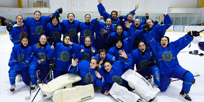 Женская юниорская сборная Казахстана разгромила Исландию и завоевала золотые медали чемпионата мира