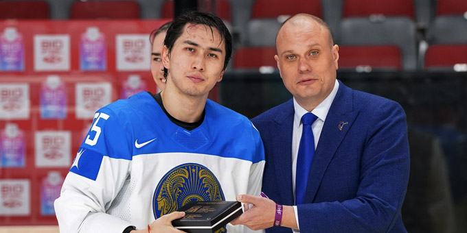 Самат Данияр назван лучшим игроком сборной Казахстана в матче против Швейцарии