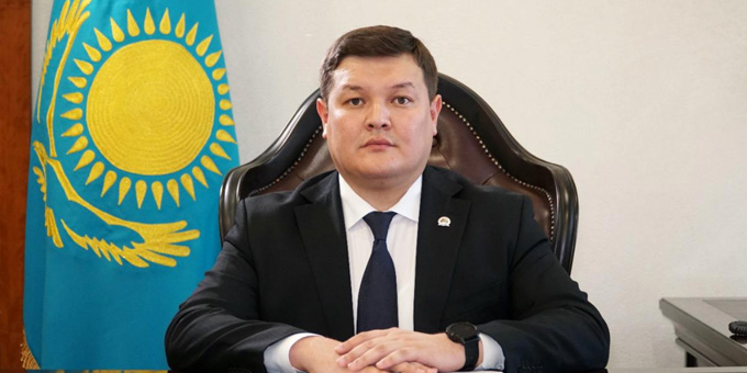 Министр культуры и спорта Казахстана не смог ответить на вопрос о высоких зарплатах легионеров "Барыса"