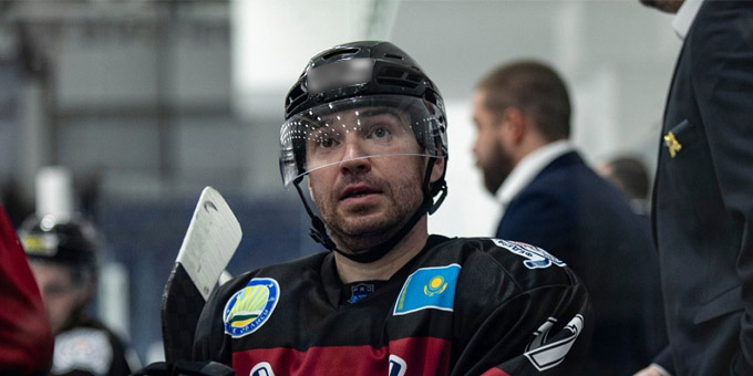 Сергей Егоров завершил карьеру игрока и стал тренером "Ястребов"