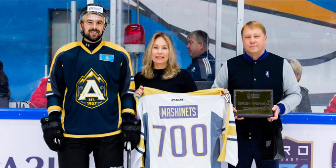 Сергей Машинец провёл свой 700-й матч в казахстанском хоккее