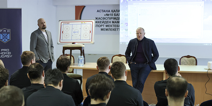 Алексей Анисимов и Михаил Карпушин провели семинар для казахстанских судей