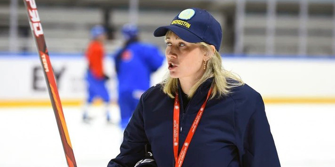 Виктория Сазонова: "Хоккей - он для смелых и сильных, и мы, девочки, такими являемся"