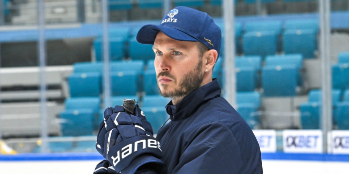 Константин Барулин назначен тренером вратарей в "Барысе"