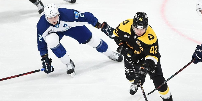 "Михаил Кравец даже не стал заменять вратаря на полевого игрока". КХЛ - о поражении "Барыса" от "Северстали"