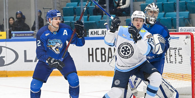 "Сибиряки забили трижды и перевернули ход встречи за шесть с небольшим минут". КХЛ - о поражении "Барыса" от "Сибири"
