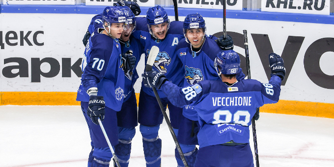 "Барыс" уверенно обыграл "Авангард" и прервал шестиматчевую серию поражений