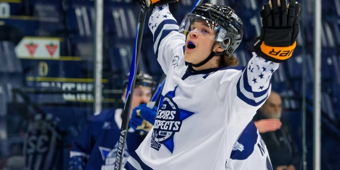 Шайба Корнея Корнеева не помогла команде выиграть в матче проспектов Главной юниорской лиги Квебека