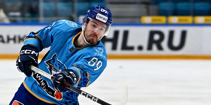 "Нефтехимик" подписал контракт с экс-форвардом "Барыса"