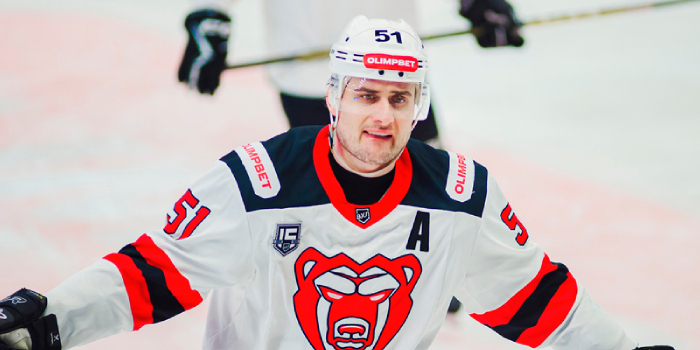 Экс-игрок "Сарыарки" стал лучшим снайпером в истории ВХЛ