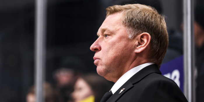 Евгений Корешков раскрыл секрет успеха усть-каменогорской школы хоккея