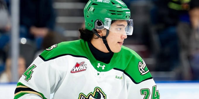 Алишер Саркенов может быть выбран на драфте НХЛ