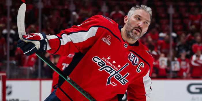 Александр Овечкин забросил 996 шайб в НХЛ с учётом плей-офф. До рекорда Гретцки - 20 голов