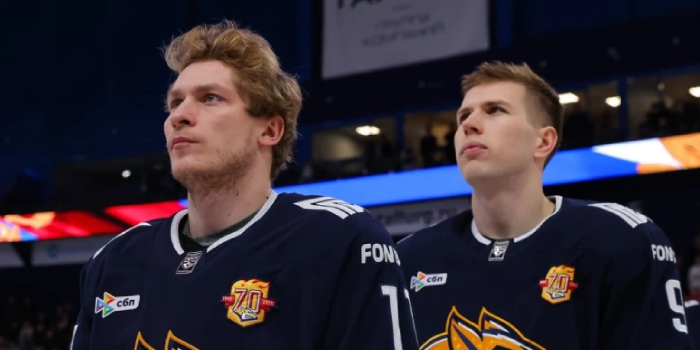 Клуб Никиты Михайлиса и Валерия Орехова стал победителем регулярного чемпионата