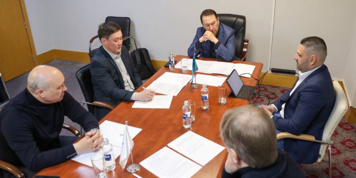 В КФХ прошло совещание по итогам выступления юниорской сборной Казахстана на чемпионате мира