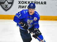 Казахстанский хоккеист избил комментатора на матче московской студенческой лиги